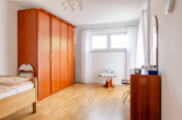 Schlafzimmer (Ansicht 1) - Exklusive 3-Zi.-Whg. mit Südbalkon & Garage in ruhiger Zentrumslage!