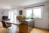 Essbereich - Exklusive 3-Zi.-Whg. mit Südbalkon & Garage in ruhiger Zentrumslage!